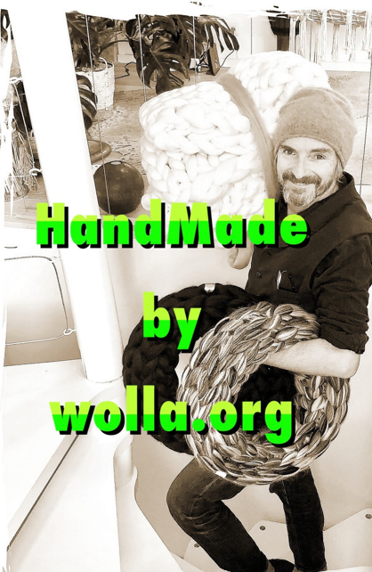 WOLLÀ STRICKMANUFAKTUR